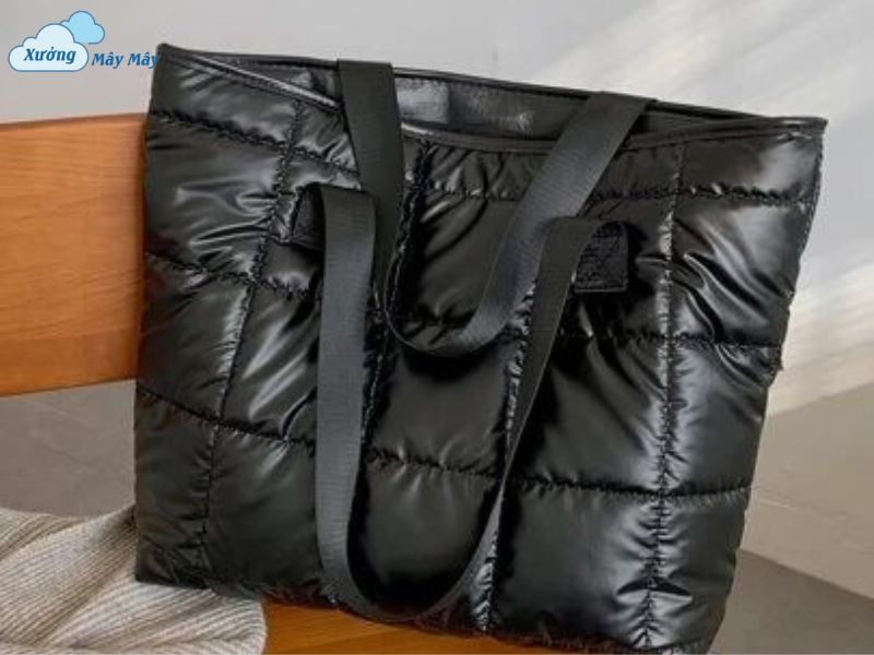 túi tote vải canvas chần bông da bóng